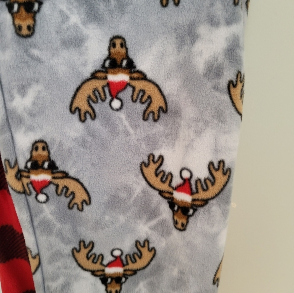 Cuddle Duds 2 Pack Sleep Lounge Pajama Bottoms Reindeer Plaid Sz 8 Med Boys - Picture 3 of 6